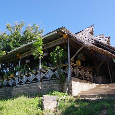 Mikoko Beach & Cottages บากาโมโย ภายนอก รูปภาพ