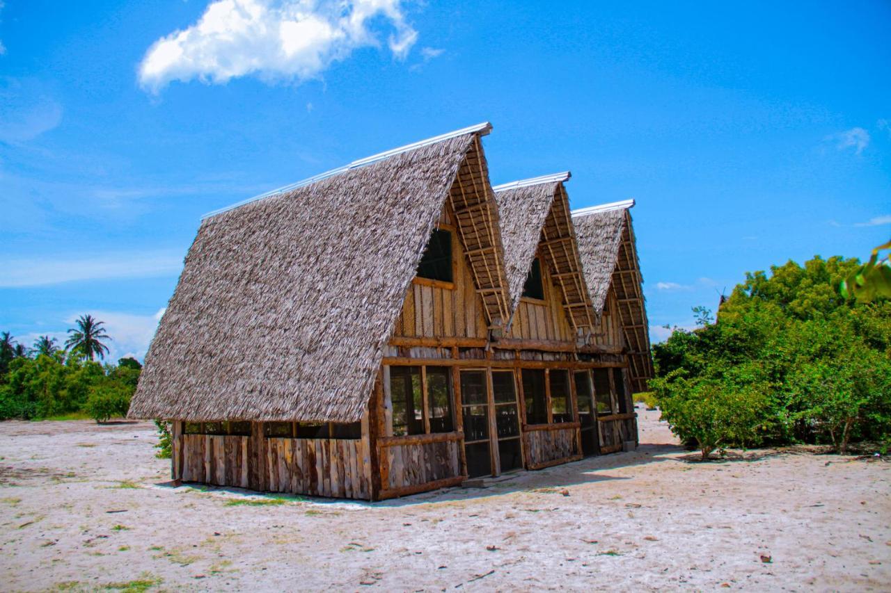 Mikoko Beach & Cottages บากาโมโย ภายนอก รูปภาพ